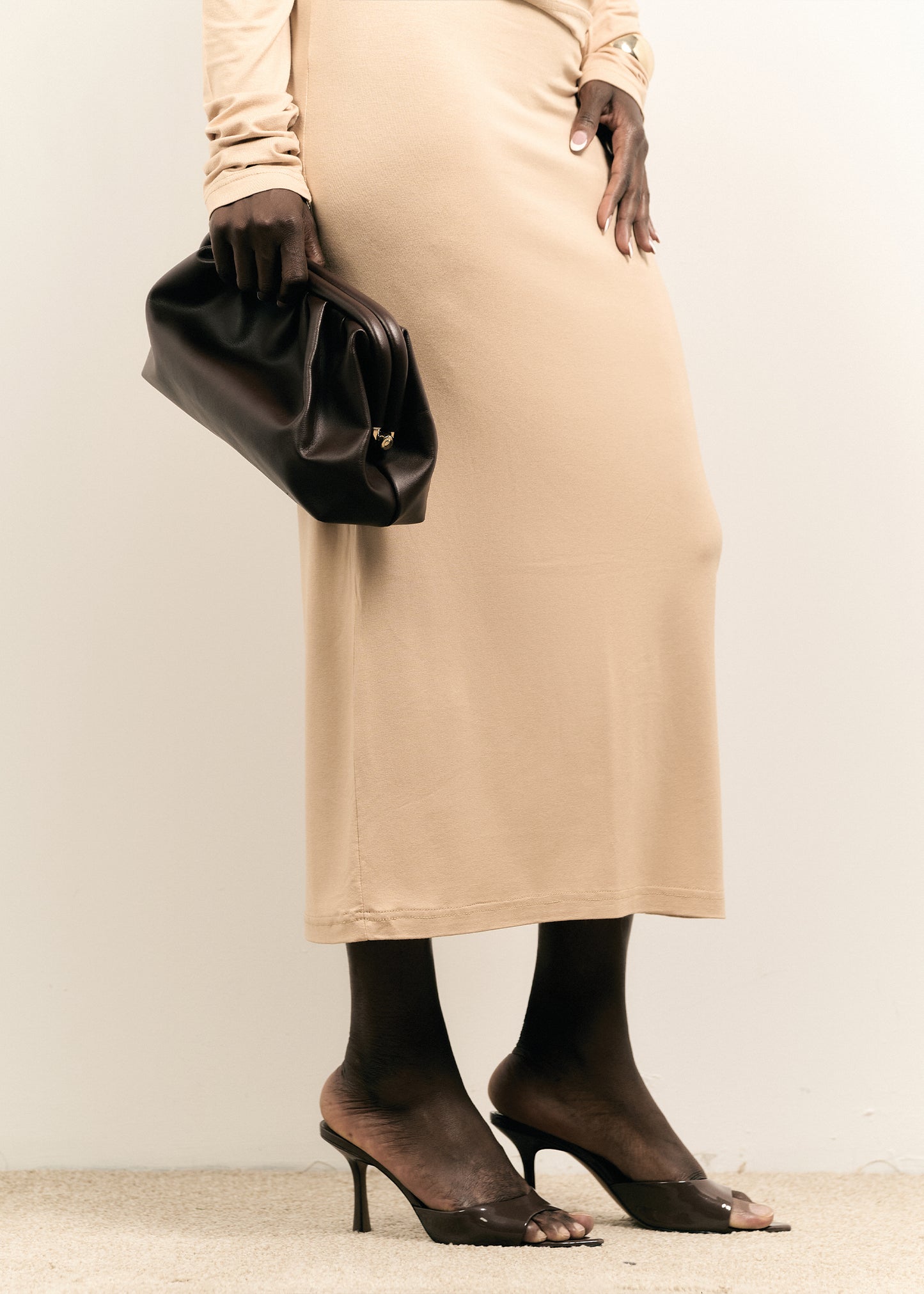 BEIGE MIDI SKIRT